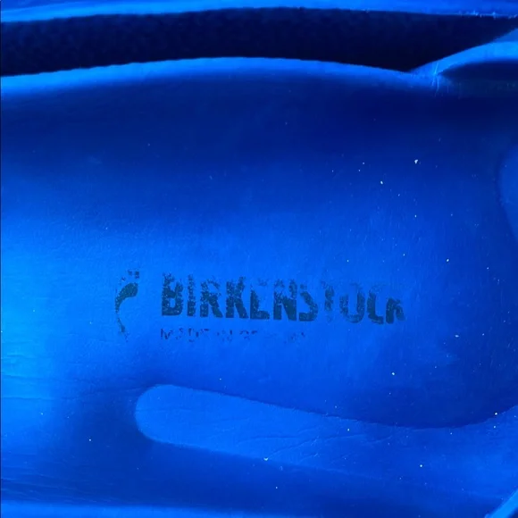 Madrid Essentials - Picture 2 of 6